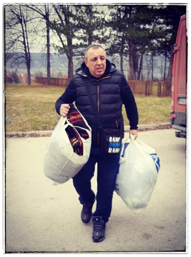 Četvrti Božićni karavan: paketići od Pančeva do Kosova i Metohije - fotografija 2
