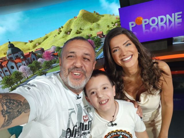 Sa televizijskih gostovanja - fotografija 3